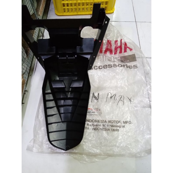 Spakbor belakang rear fender nmax n max original ygp 2dpf16110000