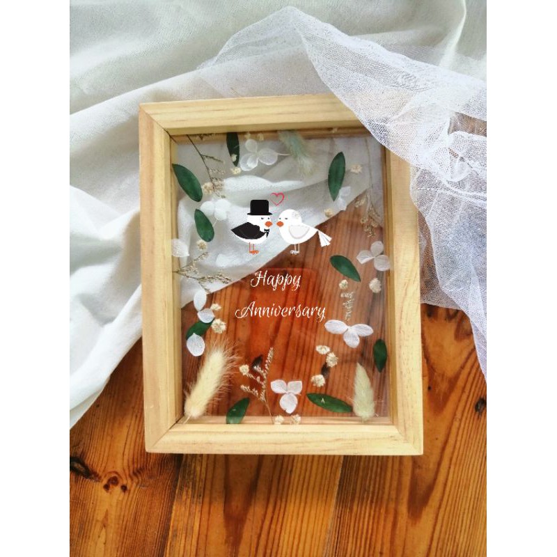 Floating Frame Dried Pressed Preserved Flowers
