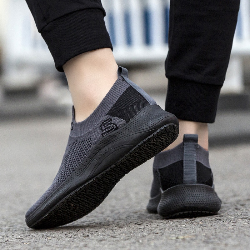 Highland Sepatu Pria Abu Sneakers Slip On Sepatu Kerja Kuliah Sepatu Trendy MR127