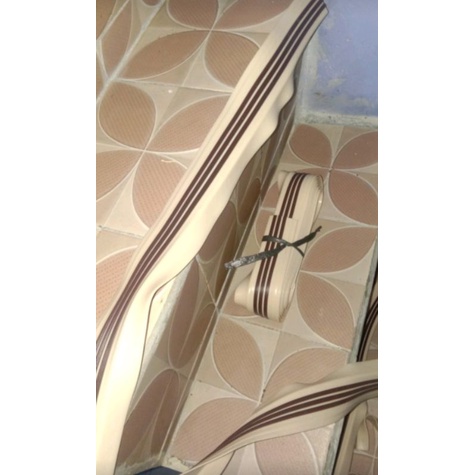 stepnosing tangga/Karet tangga anti slip