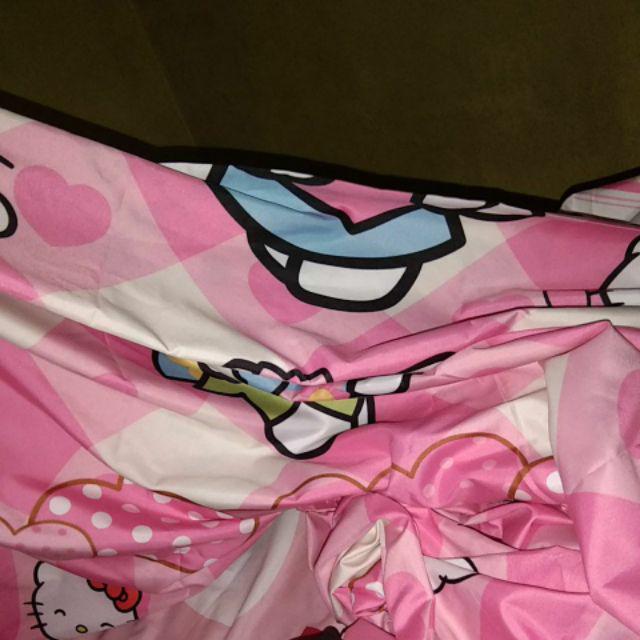 Sprei Hello Kitty