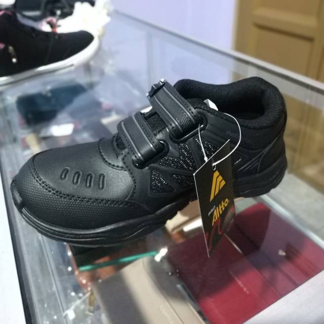 Sepatu Pro Altto