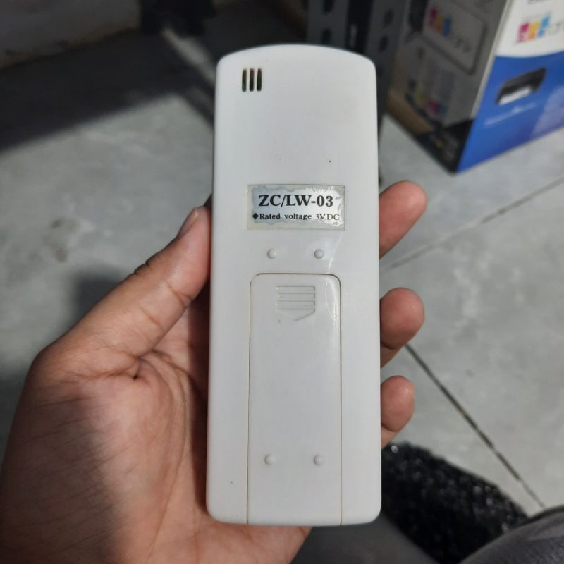 REMOTE REMOT AC AUHTECH ZC/LW-03 ORIGINAL ASLI