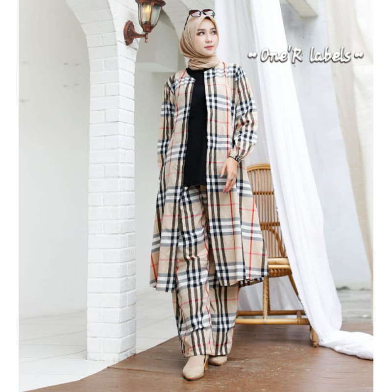 JESLYN SET #ONE R LABELS