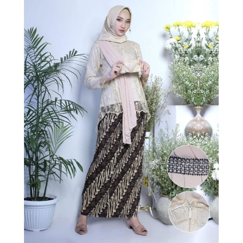 OUTFIT TERBARU • SETELEN KEBAYA TILLE BUSUI SELENDANG / KEBAYA JUMBO / KOMDANGAN PERNIKAHAN / AKAD-CREAM