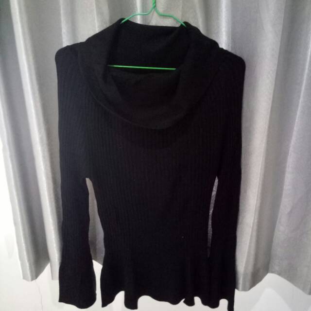 Sweater rajut soda girl