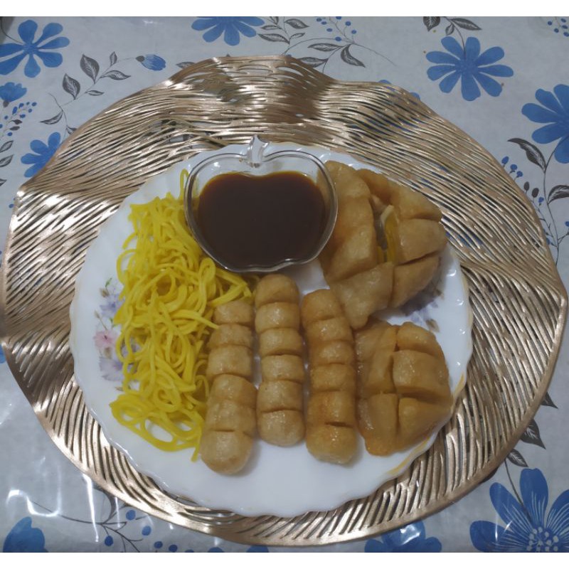 

Pempek Palembang paket sedang