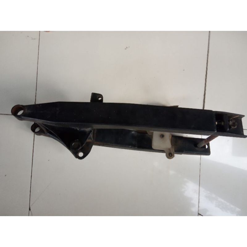 swing arm suzuki ts 125