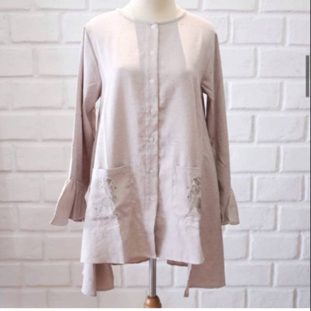 

Dreswara khaki uk.s preloved masih bagus lengkap tag dan plastik