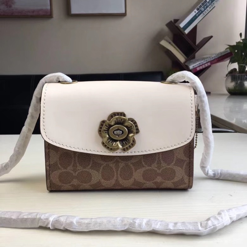 coach shoulder bag