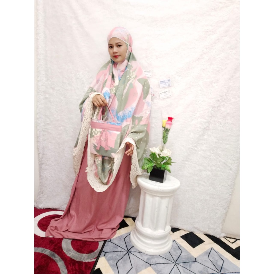 MUKENA RENDA RAYON ALESYA SUPER ADEM