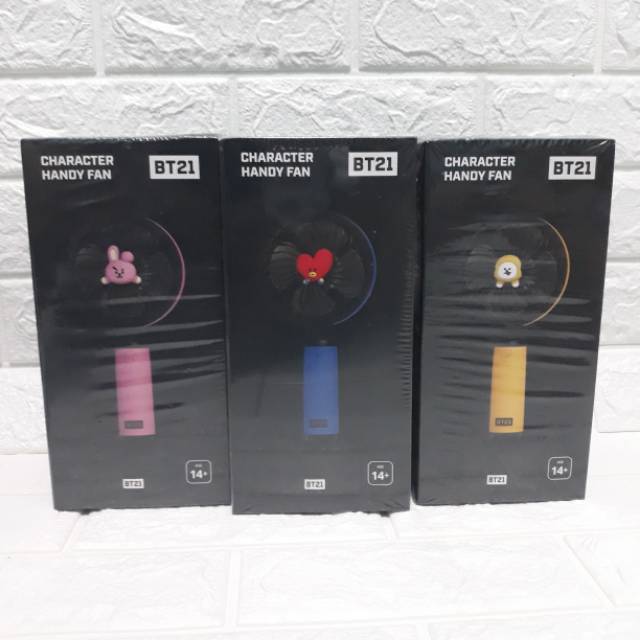READY STOCK BT21 PORTABLE HANDYFAN OFFICIAL KIPAS BTS HANDY FAN