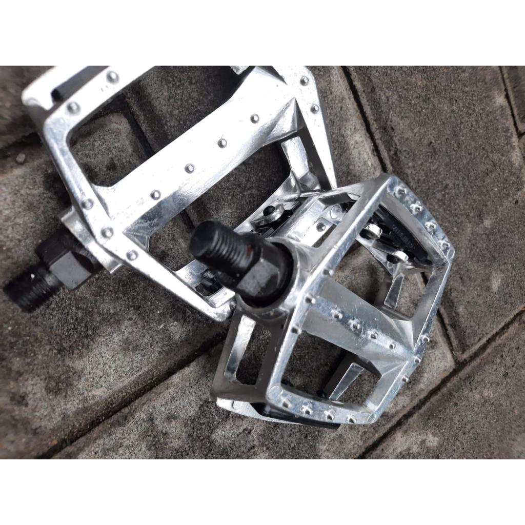 TERMURAH!!! Pedal Sepeda BMX As Kecil Full Alloy CHROME / Realpict