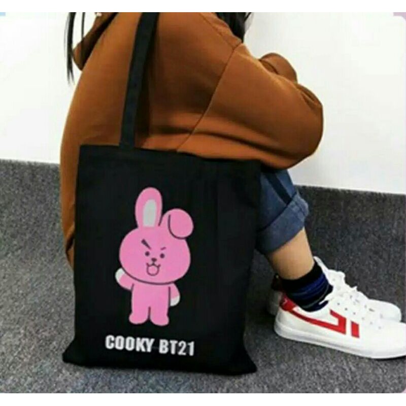 Tas Totebag karakter BT21 Army BTS kanvas