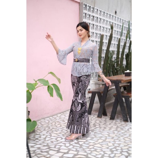 KEBAYA BALI KEBAYA LONCENG KEBAYA MODERN MURAH ROK DUYUNG