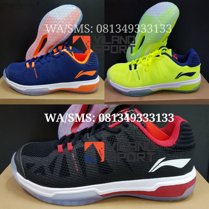 Sepatu Badminton Lining AYTN 063