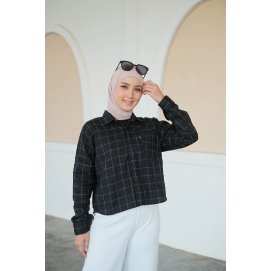 4s Grosir Solo || Kemeja Crop Top Wanita Flannel Lengan Panjang Kotak Hitam