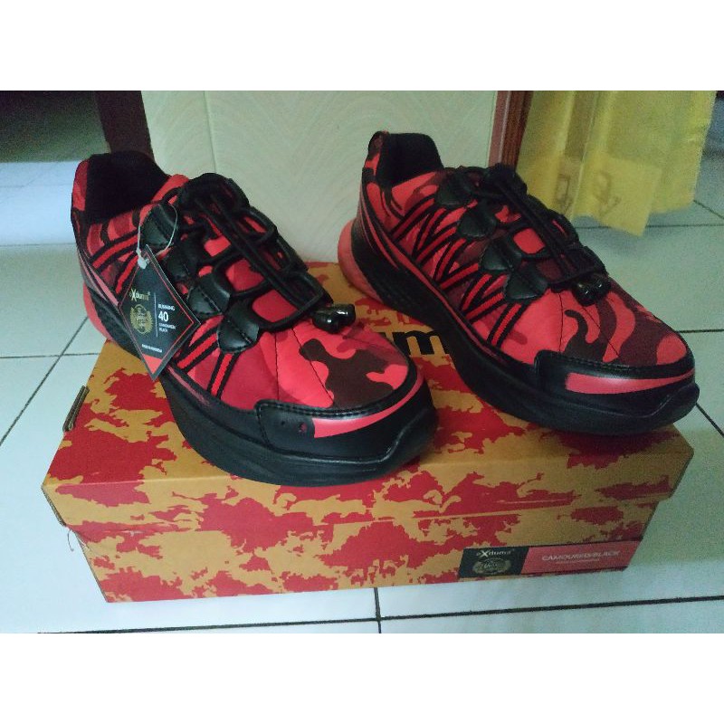 Sepatu EXDUMA INDONESIA Series Merah