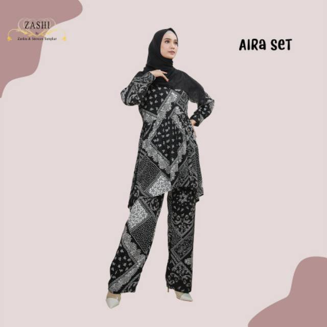 

ZASHI by Zaskia & Shireen Sungkar-Ayra Set