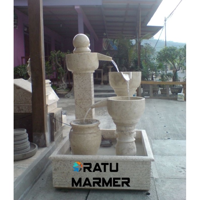 Air Mancur+4Guci marmer tulungagungBola Marmer BerputarTinggi: 100cmPanjang Kolam: 70cmLebar Kolam: 