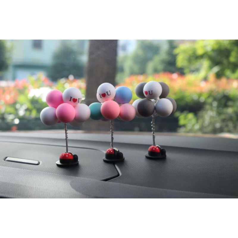 balon hiasan balon mobil ilove u pajangan dashboard mobil motif balon / mobil premium ballon /Tatakan dashboard Mobil Anti slip bahan sillicone Premium/antislip pad