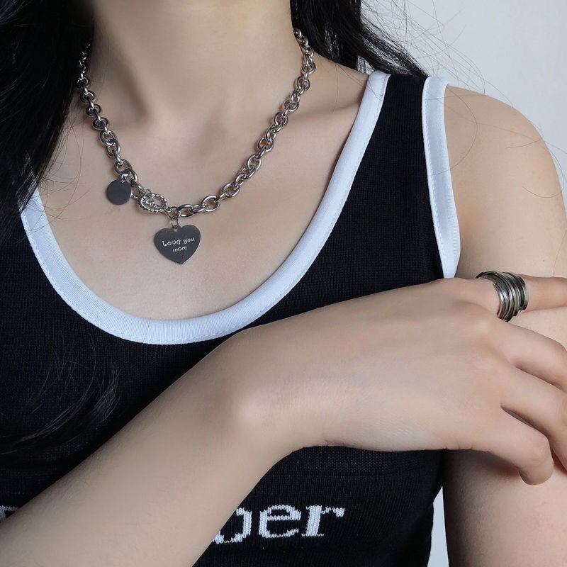 Kalung Rantai Bahan Titanium Steel Aksen Hati Dan Tulisan Love You More Gaya Hip Hop Untuk Wanita