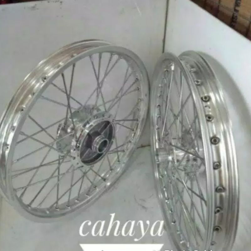 sepaket velg Rossi Megapro/gl pro