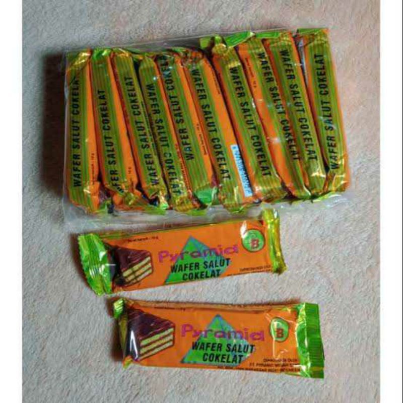 

Pyramid Wafer Salut Coklat Isi 10 pcs