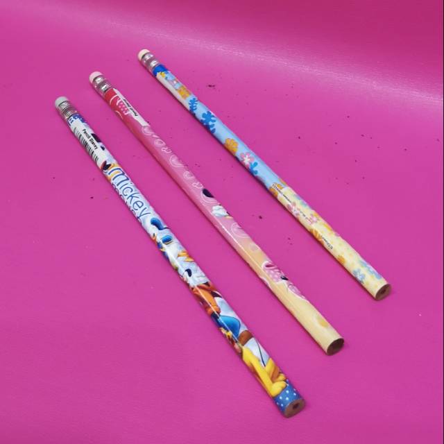 

Pensil Kayu Disney Karakter