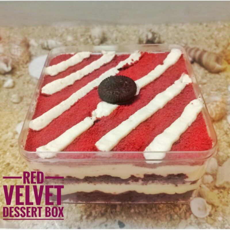 

dessert box red velvet