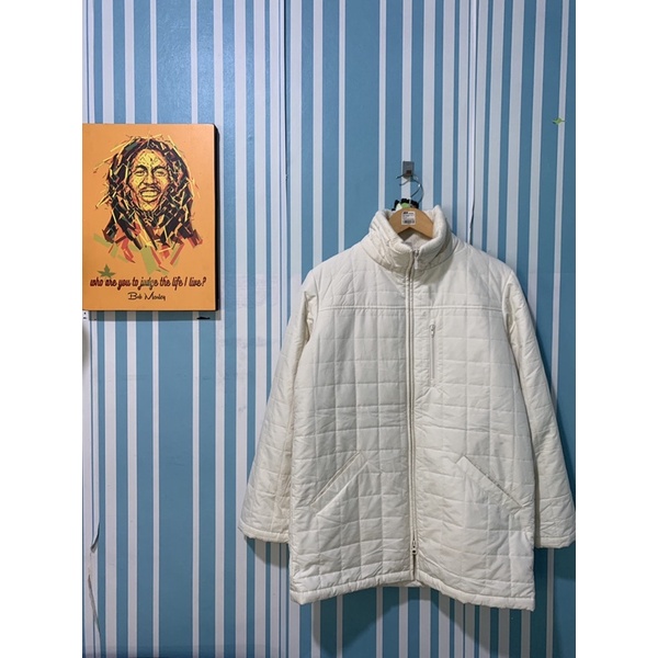 Uniqlo Jaket Winter Size M Jaket anti dingin jaket gunung jaket Camping jaket vintage thrift prelov