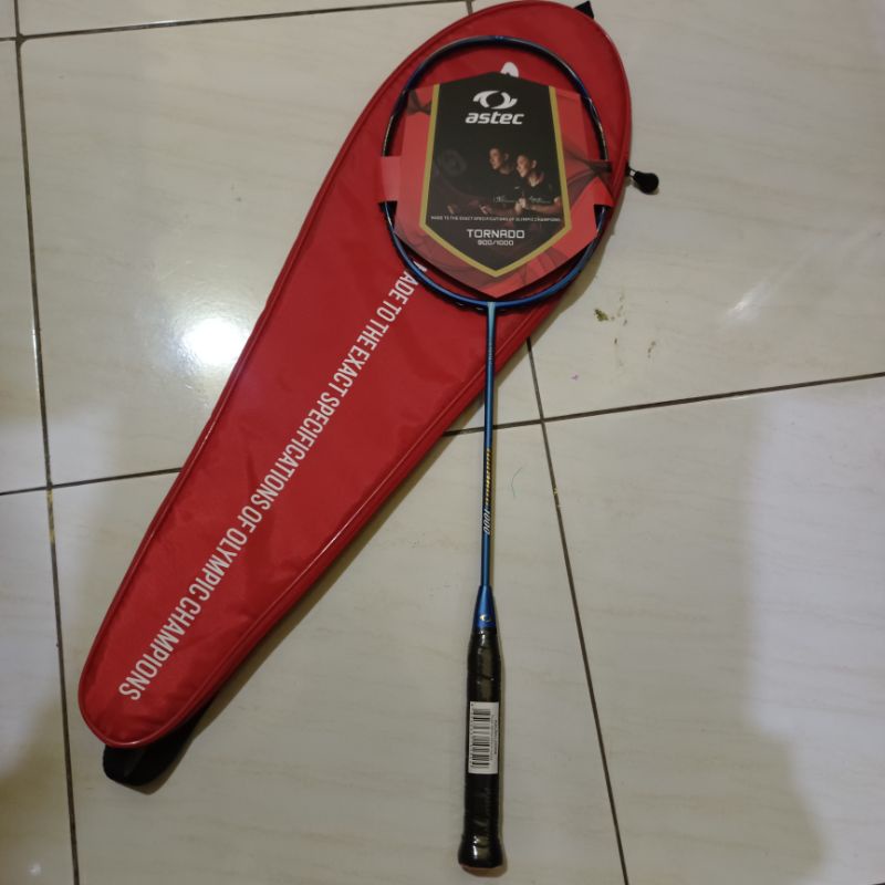 raket badminton astec tornado 1000
