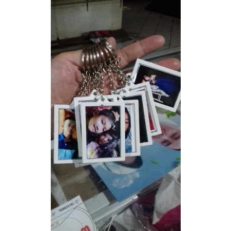 GANTUNGAN KUNCI AKRILIK COSTUM/GANTUNGAN KUNCI INSERT PAPER