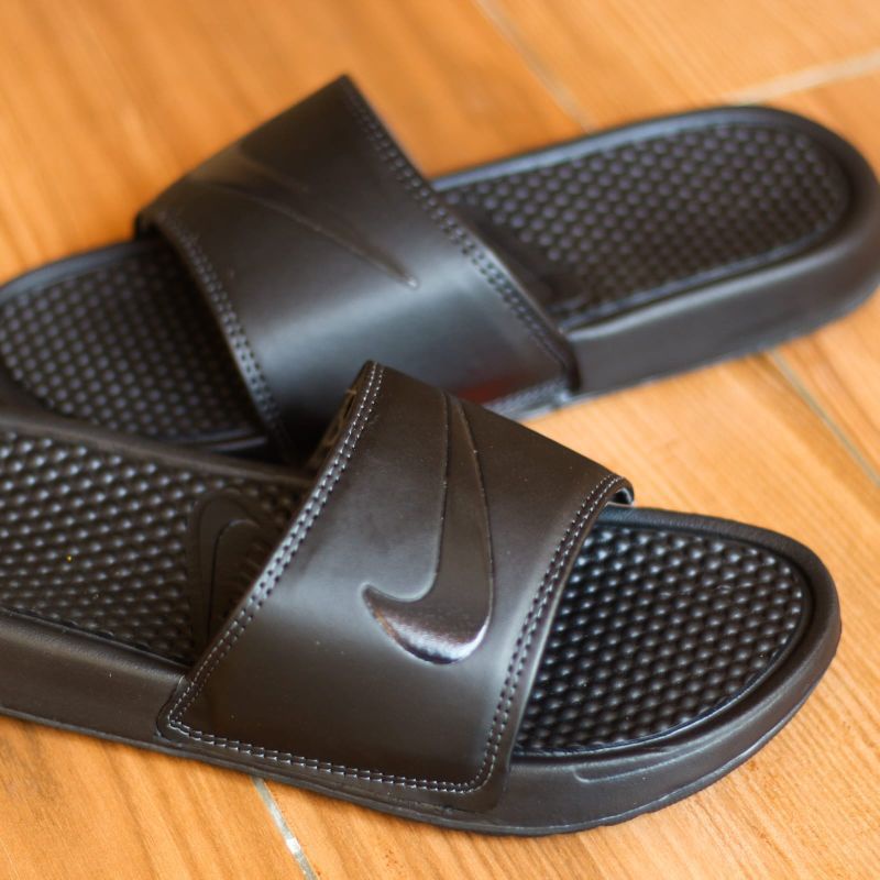 Sandal Selop Casual Pria Nike Benassi Full Black Original