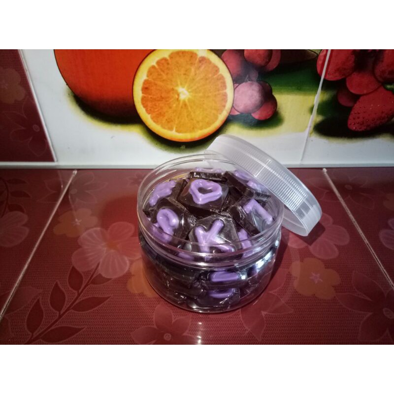 

Coklat Karakter Huruf Toples 300ml