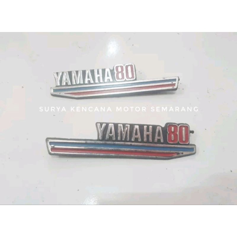 Logo emblem tangki depan Yamaha V80 sepasang