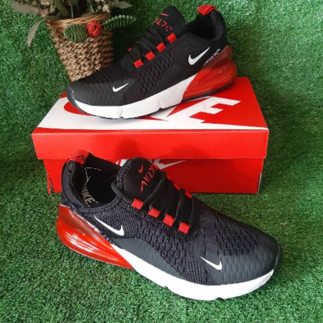 Sepatu Olah Raga