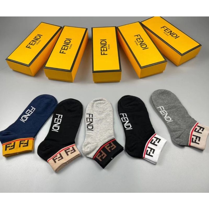 kaos kaki lv socks set premium quality all branded new p1shoes