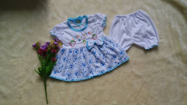 Setelan dress bayi