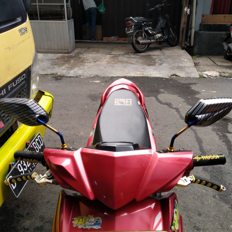 SPION KARBON YAMAHA TWOTONE / SPION CARBON TWO-TONE NMAX VIXION VEGA JUPITER LEXI NOUVO MIO DLL