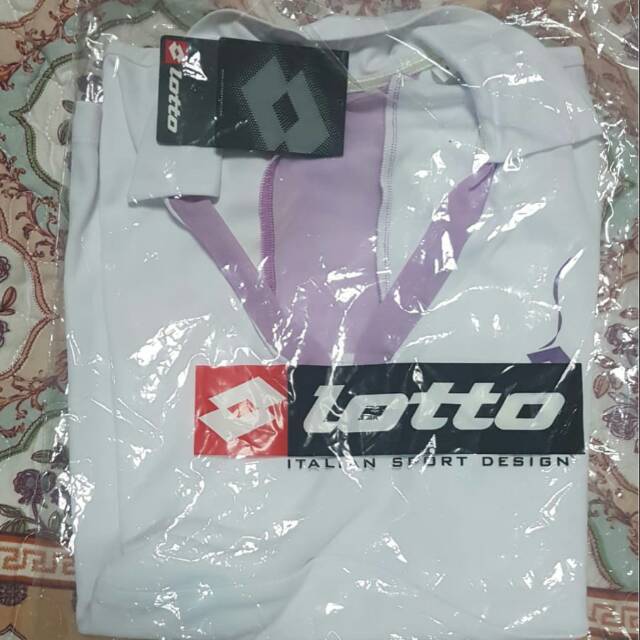 Kaos wanita lotto