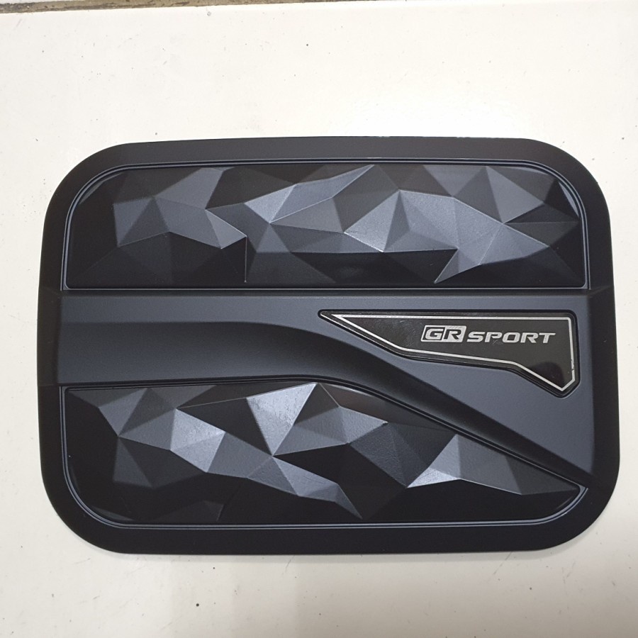 Tank cover hitam diamond tipe GR sport All new avanza/xenia 2012-2021.