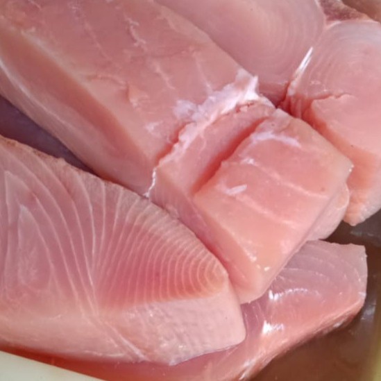 

Ikan Tuna Fillet Segar Fresh - 1Kg