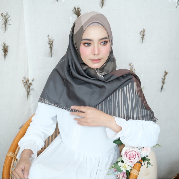 KERUDUNG SEGI EMPAT PRINTING MOTIF JILBAB SEGIEMPAT HIJAB SEGIEMPAT SCARF KHIRANI