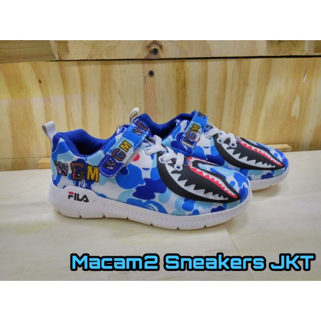 Sepatu Anak Laki FILA Motif BAPE