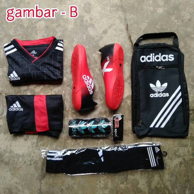 Lima Paket Komplit Sepatu Futsal + Kaos // PAKET KOMPLIT sepatu futsal adidas bahan KOMPONEN SUPER