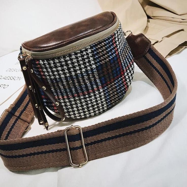 PPT.462015 ‑ IMPORT  TAS IMPORT WANITA SELEMPANG WAISTBAGSTRAP LEBAR TAS PINGGANG DADA RAJUT