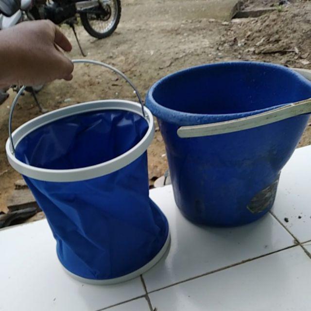 Ember Lipat 11 Liter Folding Bucket Fishing Cuci Mobil Camping
