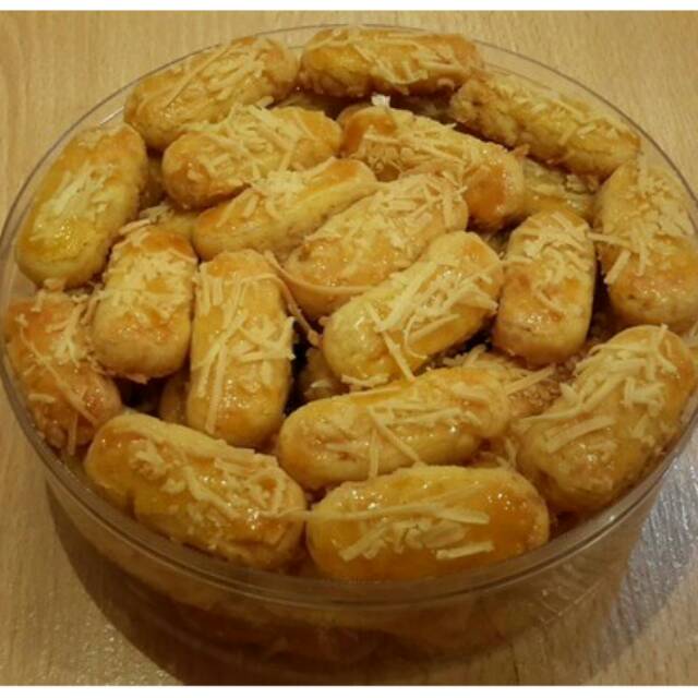 

Kue kering / cookies kastengel keju edam