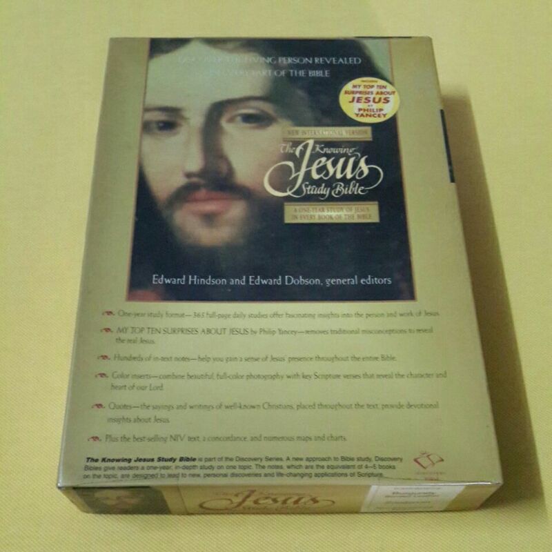 The Knowing Jesus Study Bible (NIV)